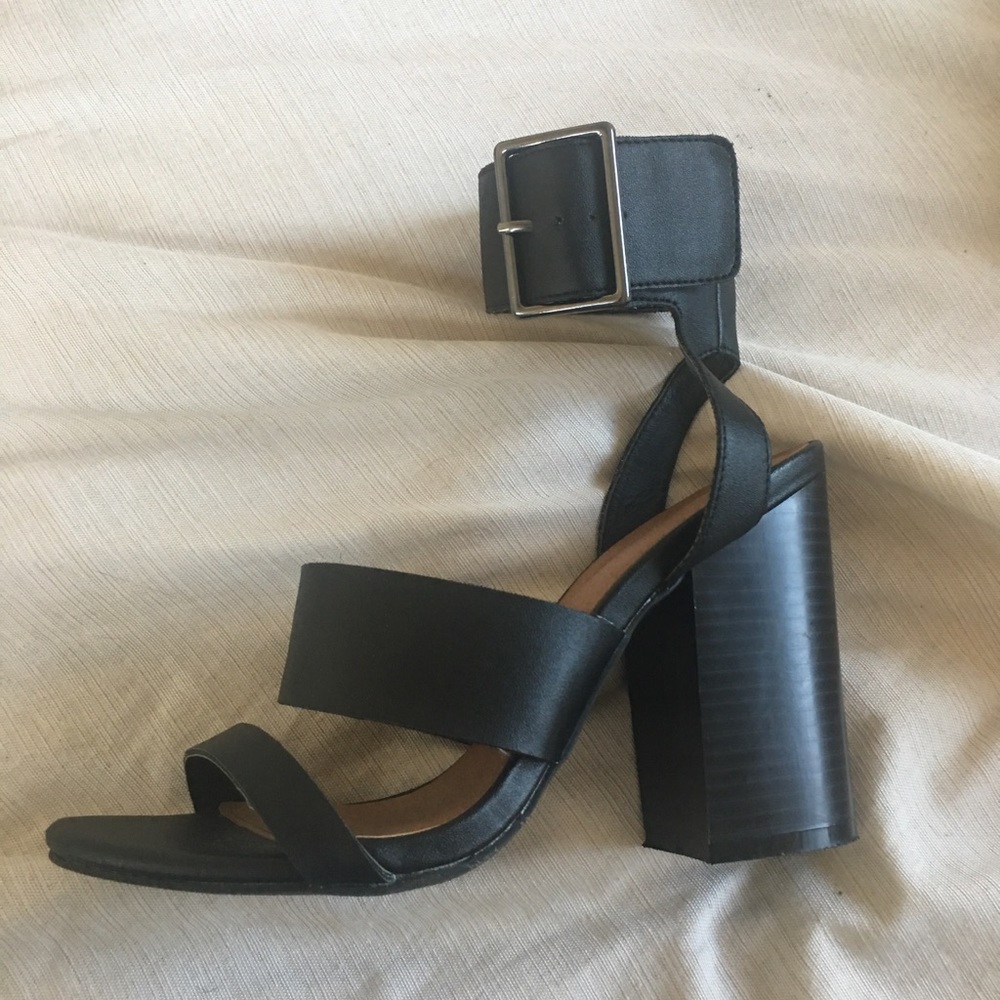 Black Chunky heels